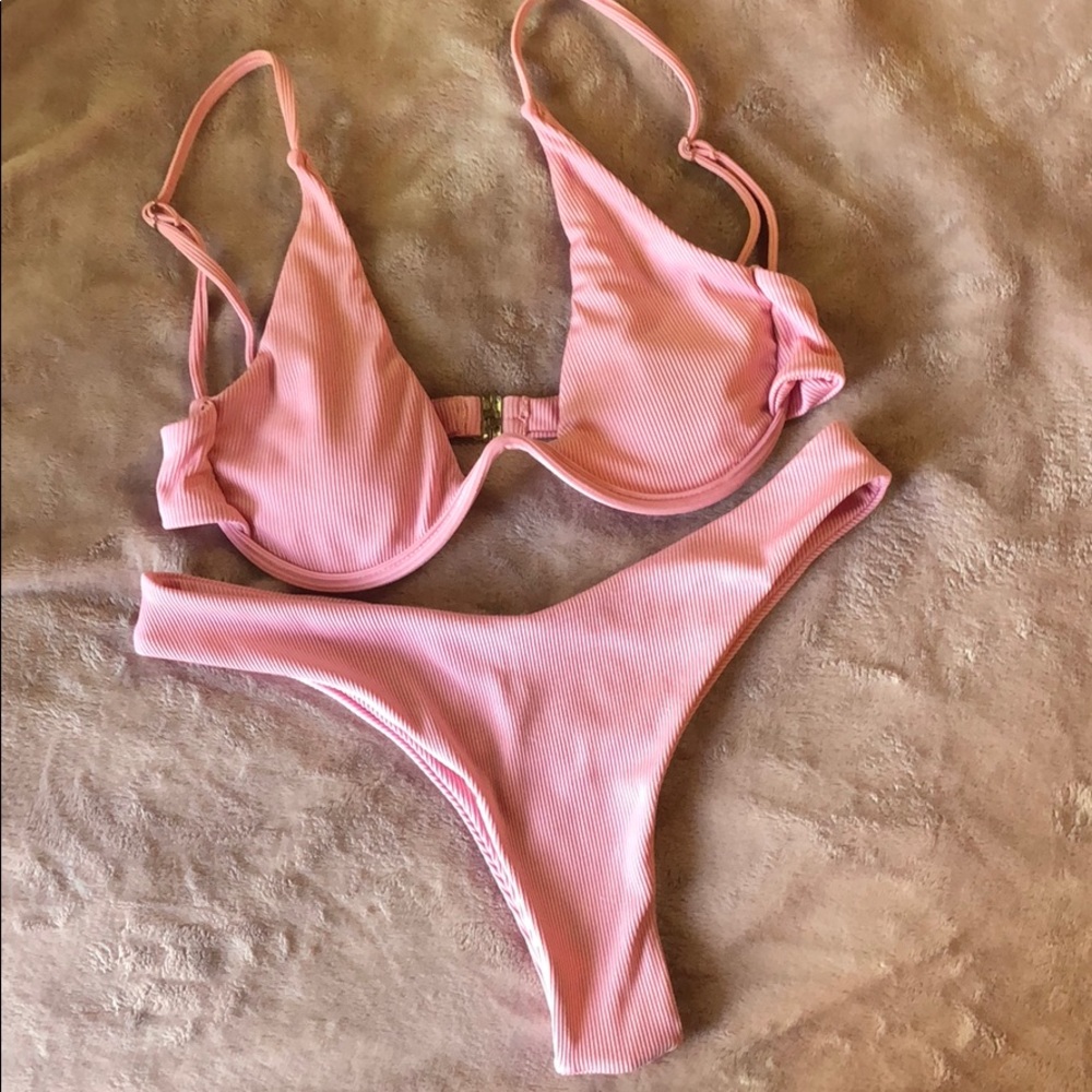 Pink ribbed knit bikini